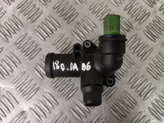 06B121133D Фланец (тройник) системы охлаждения Audi A4 B5 Арт 94853396, вид 1