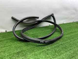 LC6259760C Уплотнитель двери передней левой Mazda MPV 2 Арт 169471, вид 3