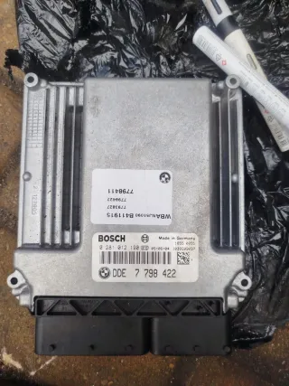 7798422 , 0281012190 Блок управления двигателем BMW 5 E60/E61 Арт 94854110, вид 1