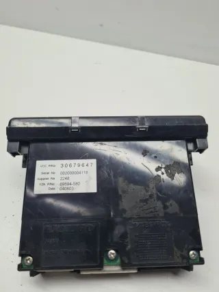 30679647,69594580 Дисплей Volvo V50 Арт 17618, вид 3