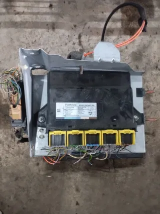 AW8310E887CB,8G9N19G481AA CD чейнджер Jaguar XF 250 Арт MT29096377, вид 3