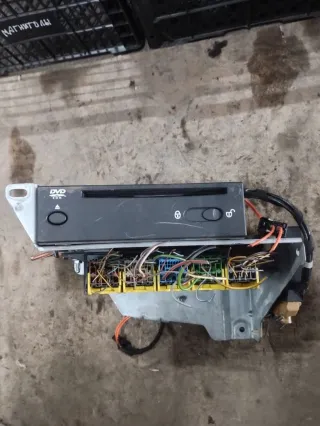 AW8310E887CB,8G9N19G481AA CD чейнджер Jaguar XF 250 Арт MT29096377, вид 1