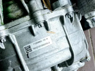 1120960-00 двигатель передний Tesla model 3 Арт 32757_1, вид 3