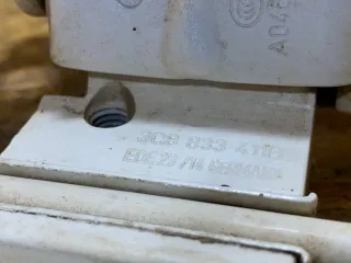 3C8833411B Петля двери задней левой Volkswagen Passat B7 Арт 39369382, вид 7
