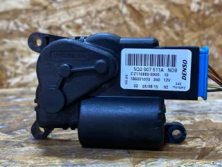 5Q0907511A Моторчик заслонки печки Volkswagen Passat B8 Арт 39369313, вид 2