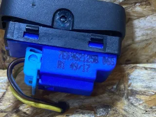 7E09621258 Кнопка центрального замка Volkswagen Transporter T6 Арт 39369242, вид 8
