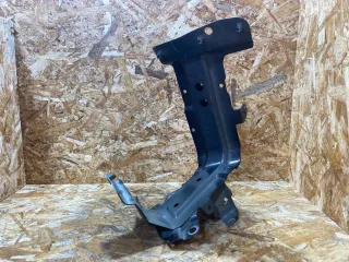 4M0821132C Кронштейн крепления крыла переднего правого Audi Q7 4M Арт 39369234