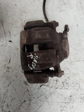  Суппорт тормозной передний правый Mercedes C W203 Арт 94137884