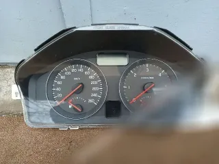 30765310, 36000197, 69199420T Щиток приборов (приборная панель) Volvo C30 Арт 142071952, вид 1