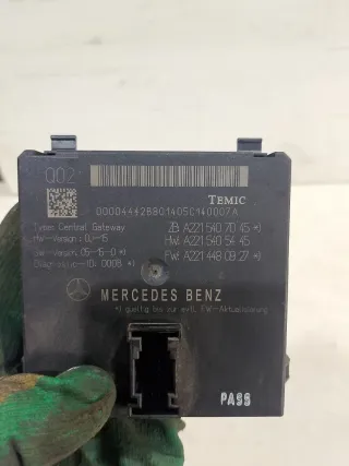  Блок управления ABS Mercedes S W221 Арт 94901406, вид 3