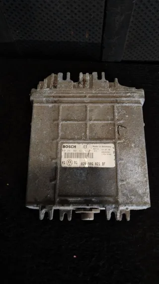 028906021 Блок управления двигателем Volkswagen Golf 3 Арт 94902635, вид 1
