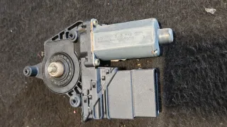 3B9839751 Моторчик стеклоподъемника задний левый Volkswagen Passat B5 Арт 94902871, вид 4