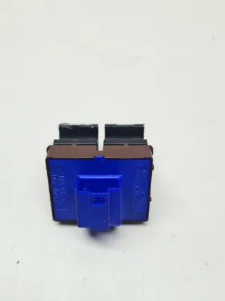 3C0959903 Кнопка открывания лючка бензобака Volkswagen Passat B6 Арт 17511, вид 3
