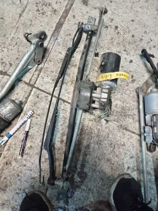 390241097 Механизм стеклоочистителя (трапеция дворников) Audi 80 B4 Арт 94903471, вид 4