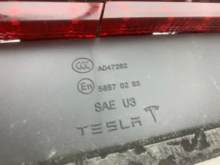 600591700D,6005917 стоп-сигнал Tesla model S Арт 100419, вид 3