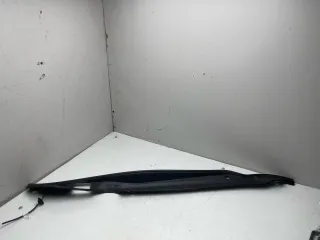 R,600757000 Накладка двери (крышки) багажника Tesla model S Арт 100371, вид 1