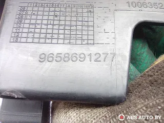 9658691277 Рамка (накладка) рычага КПП Peugeot 308 1 Арт A28554, вид 5