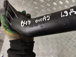 3C0145770B Патрубок интеркулера Skoda Octavia A5 Арт 94919697, вид 3