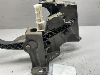 1J1721130,1J1721651A,1J1721111A,1J1721511C Педальный узел Audi A3 8L Арт 94928970, вид 4