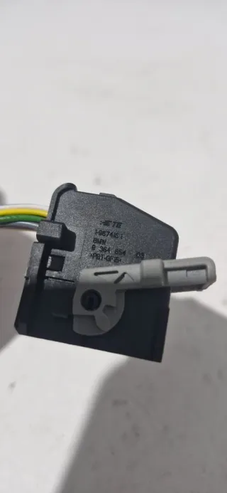 61138364662,8364662,61130392789,0392789,61138364658,8364658,61138364654,8364654,61138364656,8364656,61138365890,8365890,61138377198,8377198,61130301425,0301425,61138365888,8365888,61138352392,8352392 Разъем (фишка) проводки BMW 3 E90/E91/E92/E93 Арт 03972, вид 4