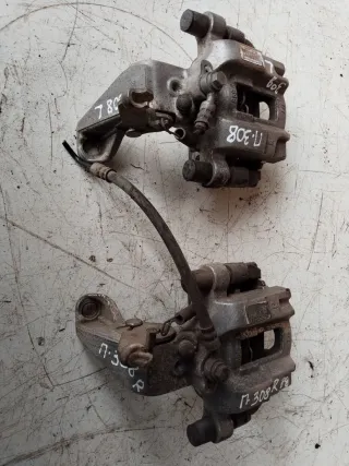 967074048 Суппорт тормозной задний правый Peugeot 308 2 Арт 94929846, вид 1