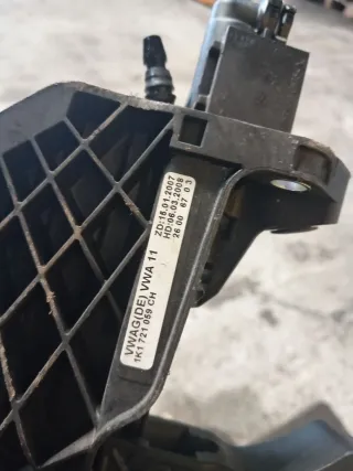 1K1721059CH Педаль сцепления Volkswagen Golf 5 Арт 94929919, вид 2