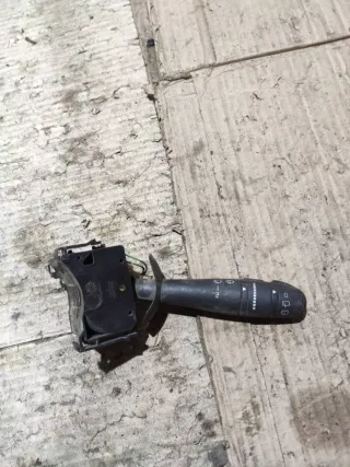  Переключатель подрулевой (стрекоза) Renault Megane 2 Арт 94940733, вид 1