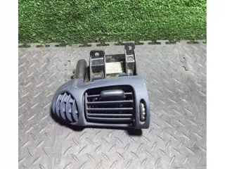 A2038300654 Дефлектор обдува салона Mercedes C W203 Арт 58307, вид 2