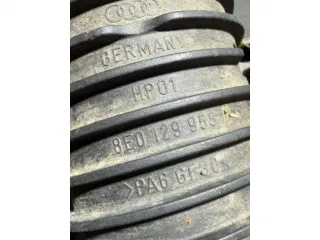 8e0129955 Резонатор воздушного фильтра Audi A4 B7 Арт 58350, вид 4
