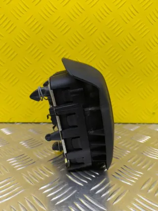 LR071372, BJ32043B13BJ8PVJ Подушка безопасности водителя Land Rover Range Rover 4 Арт 215336, вид 3
