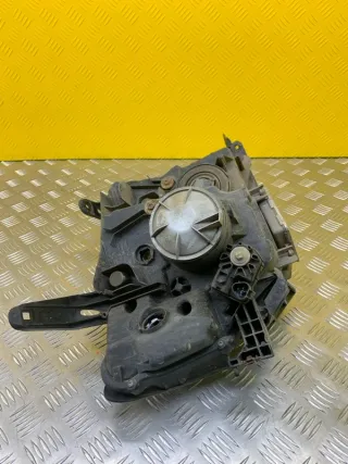 8301A895 Фара левая Mitsubishi Pajero 4 Арт 215348, вид 4