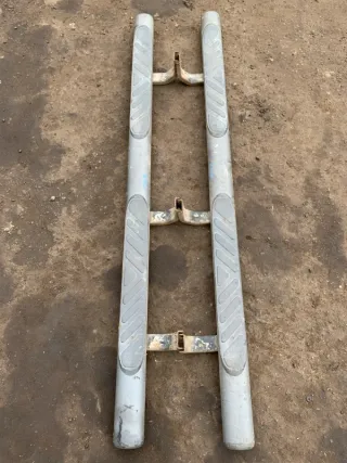 96100EB10A, 96101EB10A Подножка Nissan Navara D40 Арт 215569, вид 1