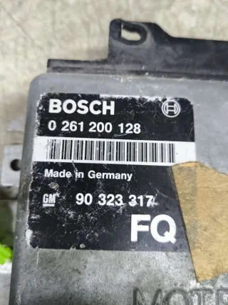 0261200128,90323317 Блок управления двигателем Opel Omega B Арт 01400847, вид 3
