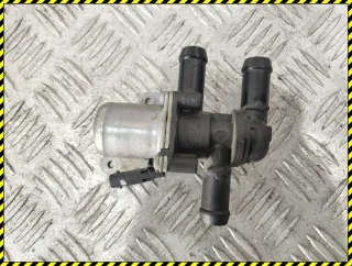 31461924 Насос антифриза дополнительный Volvo S60 3 Арт 94945064, вид 1