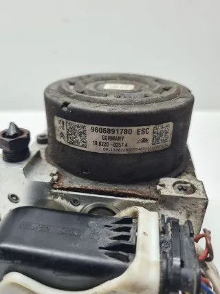 9806891780, 10022002574, Блок АБС (ABS) Peugeot 208 Арт 17701, вид 4