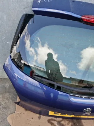  Крышка багажника (дверь 3-5) Peugeot 208 Арт 94951887, вид 2