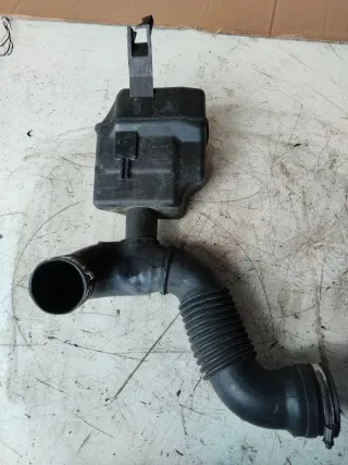 9639520780.148935080 Патрубок воздушного фильтра Citroen Berlingo 1 restailing Арт YL7, вид 4
