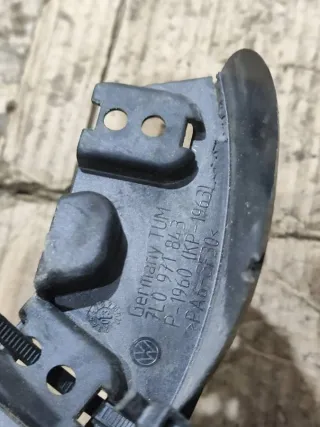 7L0971843 Кронштейн (крепление) Volkswagen Touareg 1 Арт 94952852, вид 5