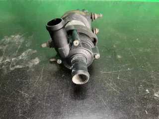 1J0965561A,039020073 Насос антифриза дополнительный Ford Galaxy 1 restailing Арт Z181, вид 3