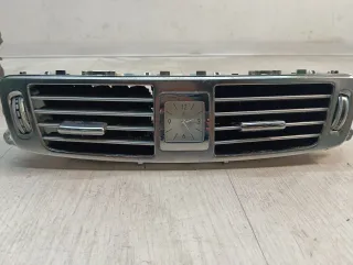 A2188300054 Дефлектор обдува салона Mercedes CLS C218 Арт 94954703