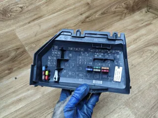 BJ32-14290-AED,BJ32-14A076-CA крышка блока предохранителей Land Rover Evoque 1 Арт 96593, вид 6