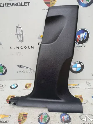 95B867240A Обшивка стойки центральной правой Porsche Macan restailing Арт P10-1086-2, вид 1