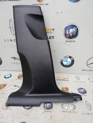 95B867239B Обшивка стойки центральной левой Porsche Macan restailing Арт P10-1086-1, вид 1