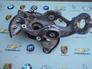 8R0505436C кулак задний правый Porsche Macan Арт P9-65-4_1, вид 3