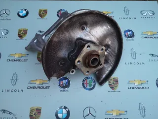 8R0505436C кулак задний правый Porsche Macan restailing Арт P9-65-4_2, вид 1