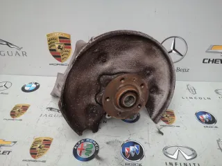 8R0505436C кулак задний правый Porsche Macan restailing Арт P8-65-3_1, вид 1