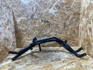 7L8121070BG Трубка охлаждающей жидкости металлическая Audi Q7 4L Арт 39369442, вид 9
