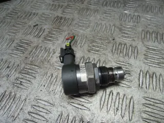 0281006037 Регулятор давления топлива Hyundai Santa FE 2 (CM) Арт 61526, вид 1