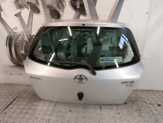  Крышка багажника Toyota Yaris 2 Арт 69469, вид 1
