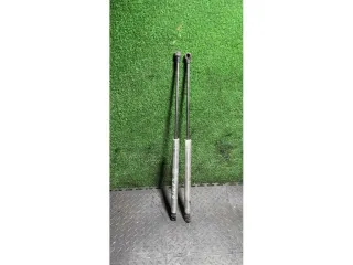1j6827550c Амортизатор крышки багажника (3-5 двери) Volkswagen Passat B5 Арт 58452, вид 1